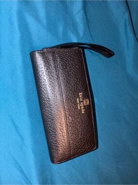 kate spade Black Pebbled Leather Zip Wristlet Wallet with Gold Logo